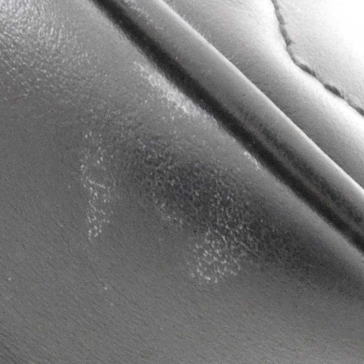 グッチ GG MARMONT 448065 DTD1T ショルダーバッグ