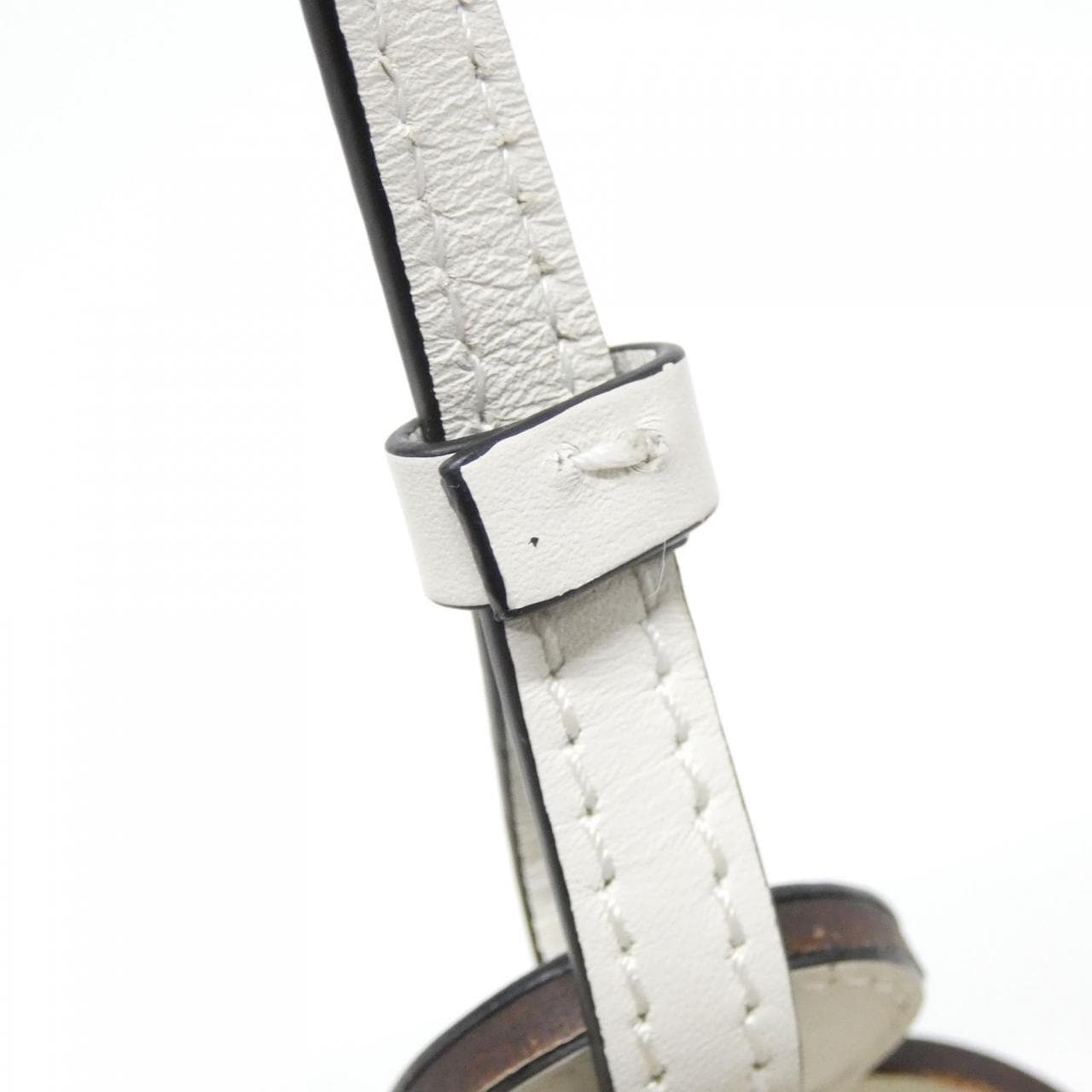 ロエベ アナグラム カット アウト ポケット C922Y62X07 ショルダーバッグ