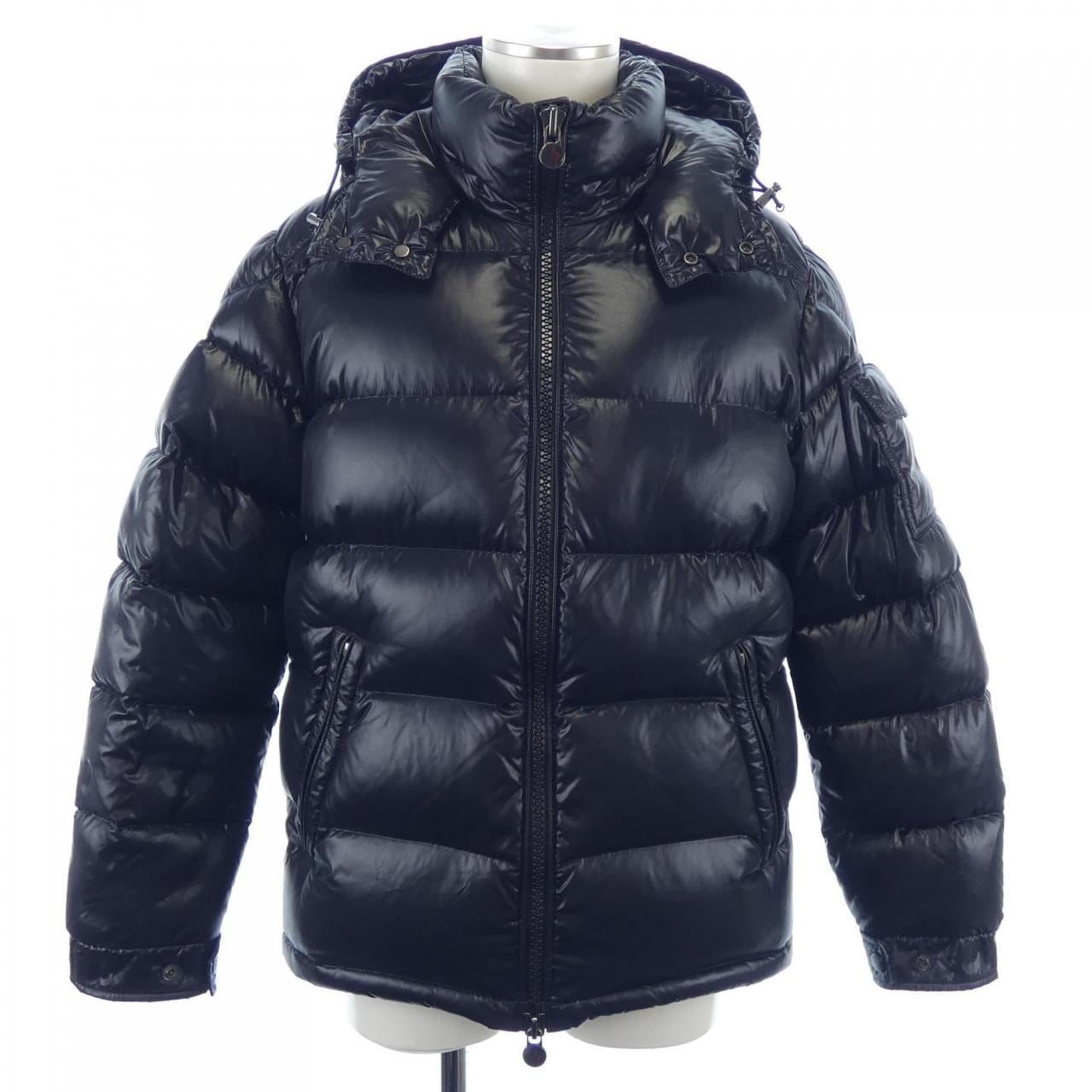 モンクレール MONCLER ダウンジャケット