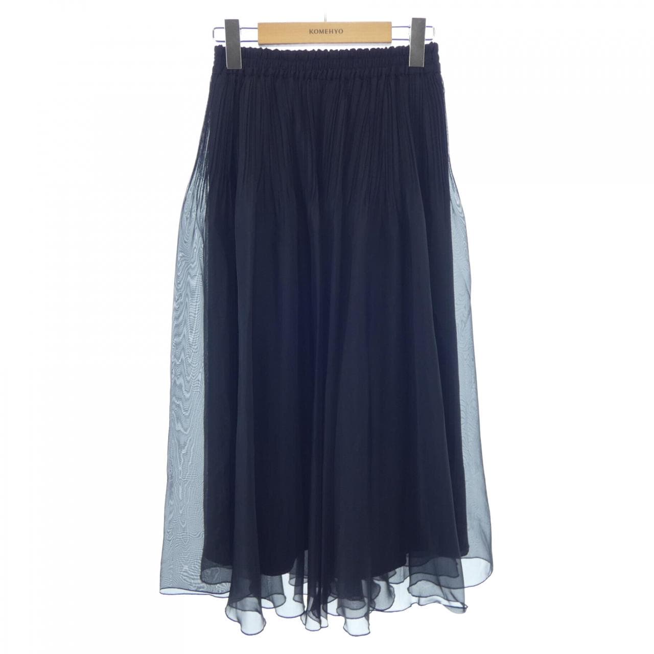 トゥービーシック TO BE CHIC スカート