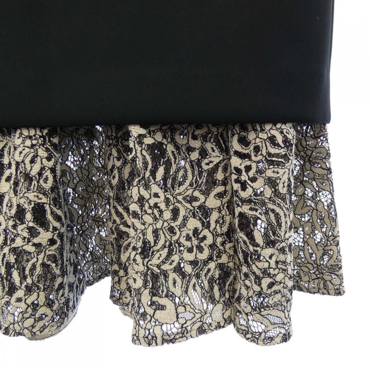 バーニーズニューヨーク BARNEYS NEW YORK スカート