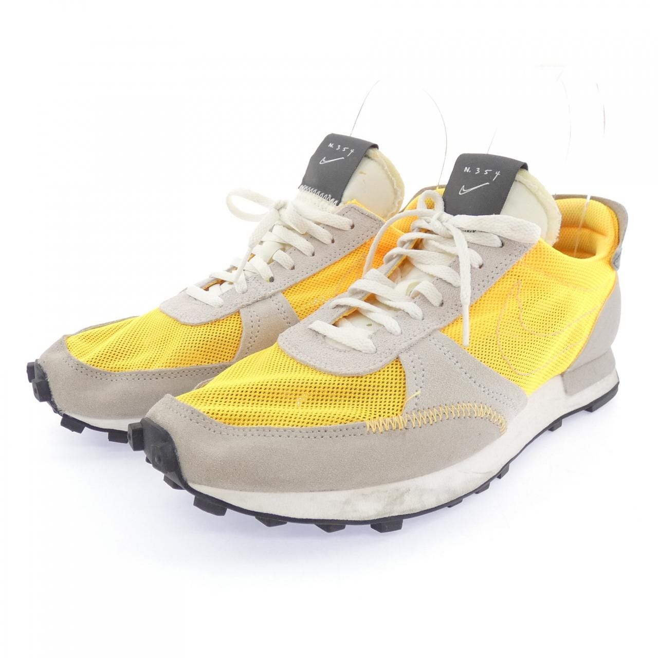 ナイキ NIKE CJ1156-800 スニーカー