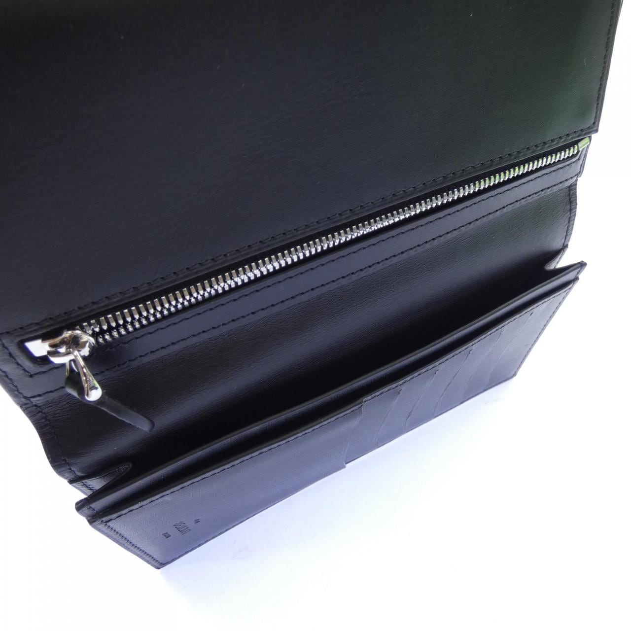 ベルルッティ Berluti サンタルスクリットレザージップロング WALLET