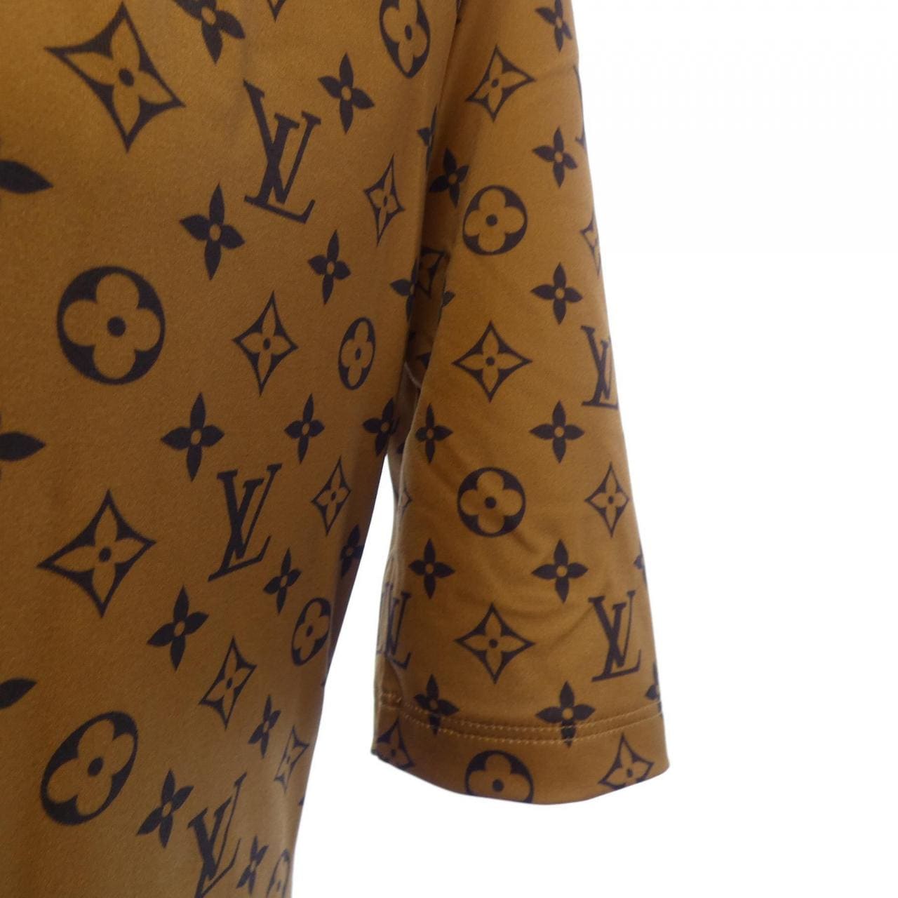 ルイヴィトン LOUIS VUITTON FJTO52ZEK トップス