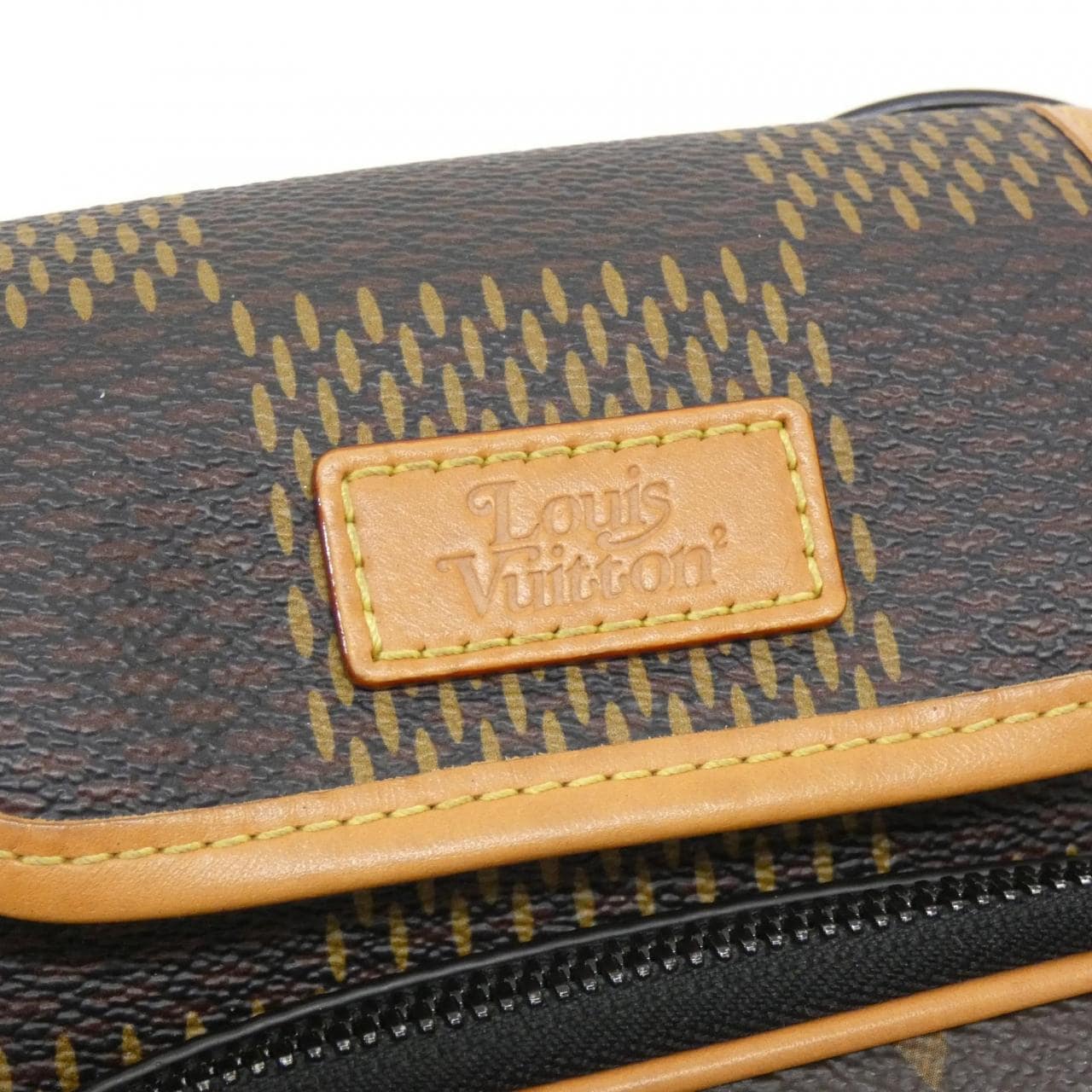 LOUIS VUITTON Damier Giant（LV Squared）亚马逊邮差包 N40357 单肩包