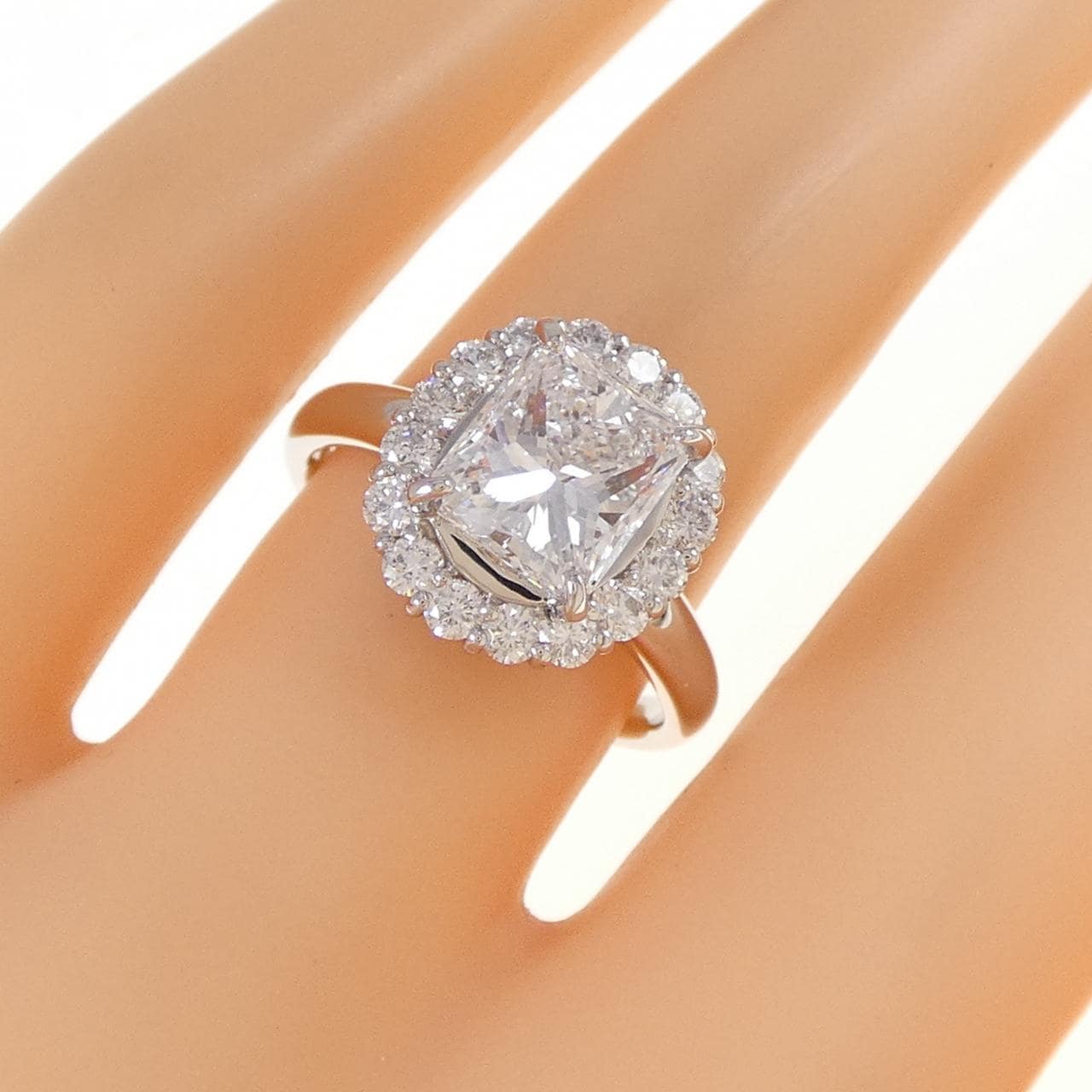 【リメイク】PT900 ダイヤモンド リング 2.024CT D VVS2 ファンシーカット