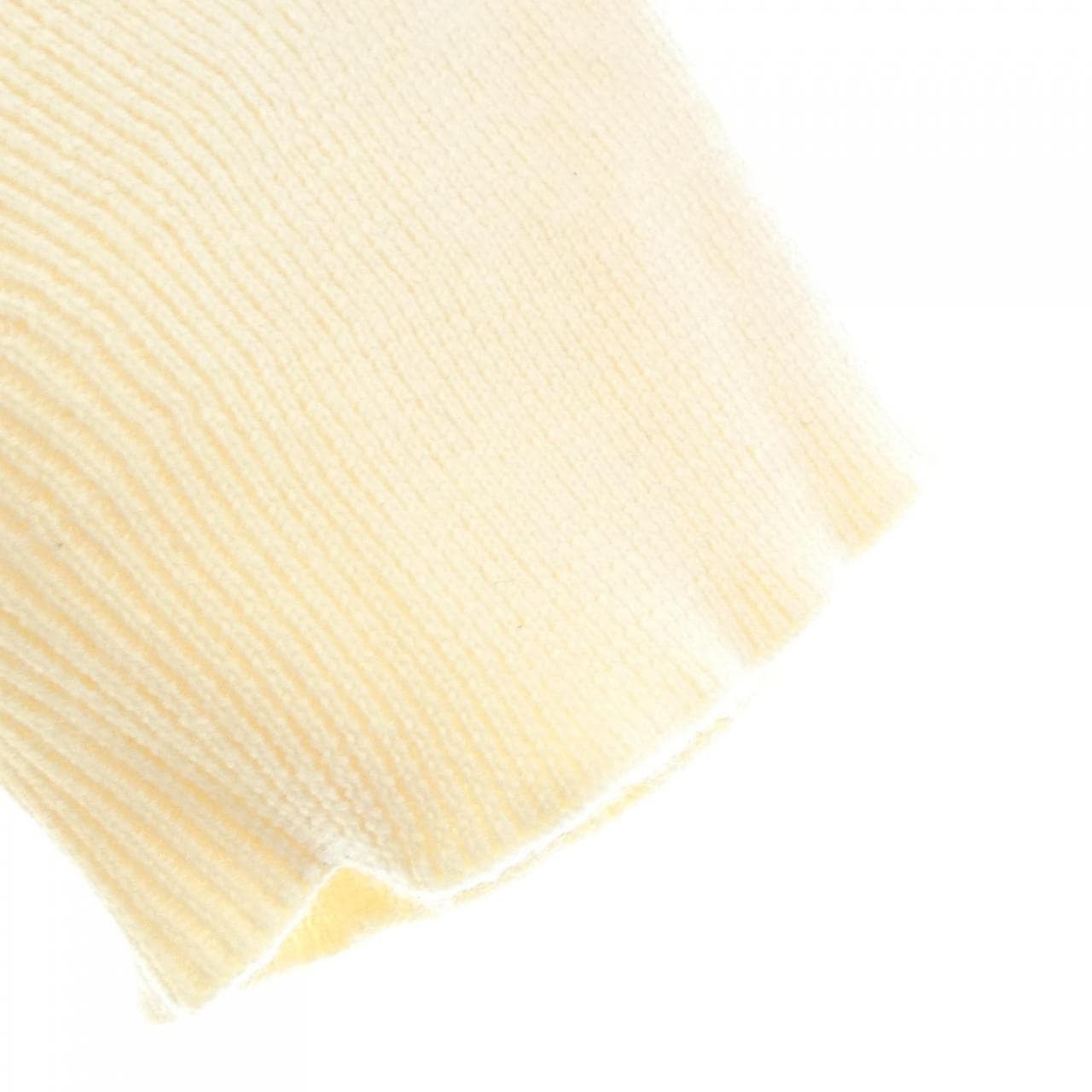 ザロウ THE ROW 4979-Y196 トップス