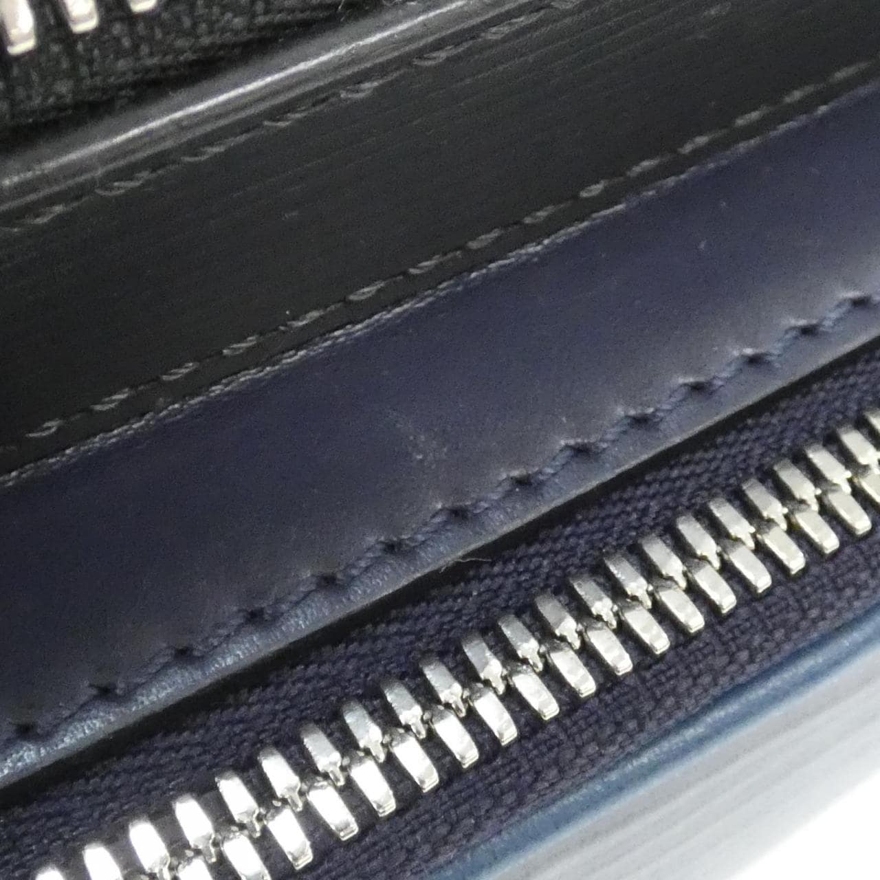 ルイヴィトン モノグラム エクリプス エピ バムバッグ 2017AW M53420 ショルダーバッグ