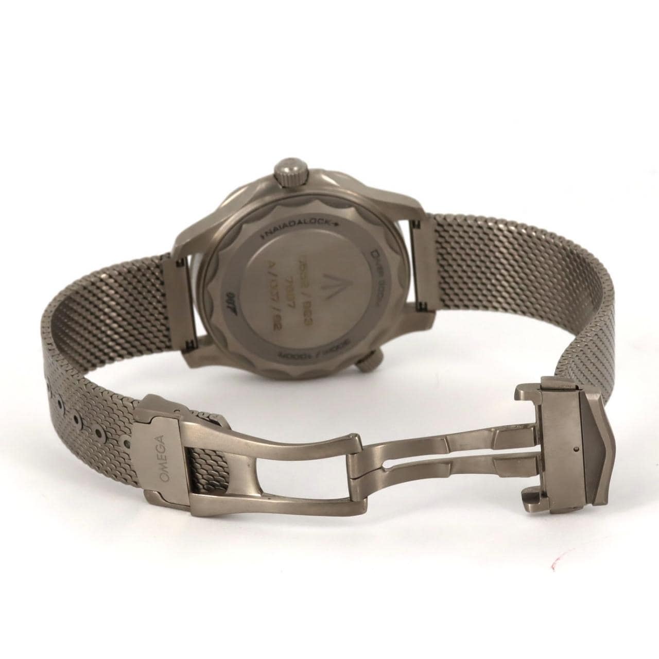 オメガ シーマスターダイバー300M･007エディション TI 210.90.42.20.01.001 TI 自動巻