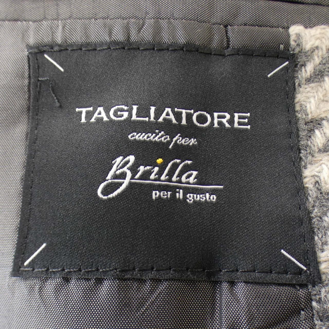 タリアトーレ TAGLIATORE ジャケット