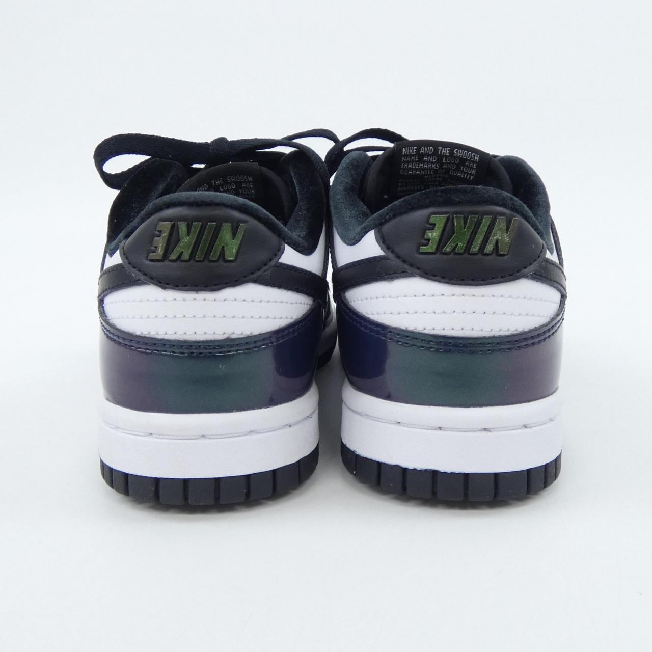 ナイキ NIKE スニーカー