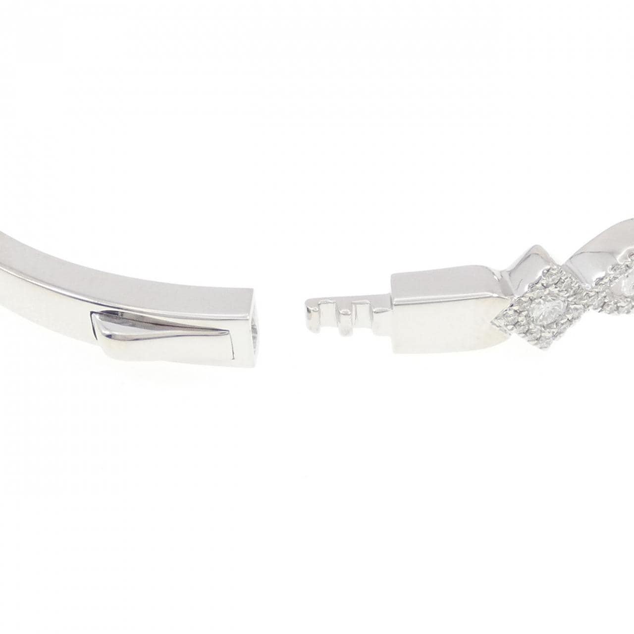 K18WG ダイヤモンド バングル 1.38CT