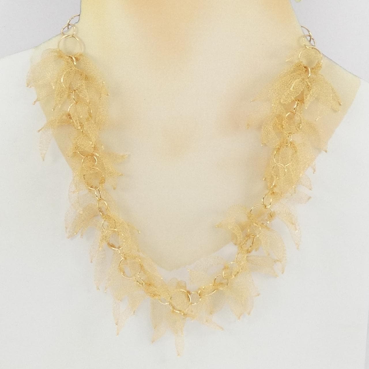 ウノアエレ 750YG/750WG ネックレス