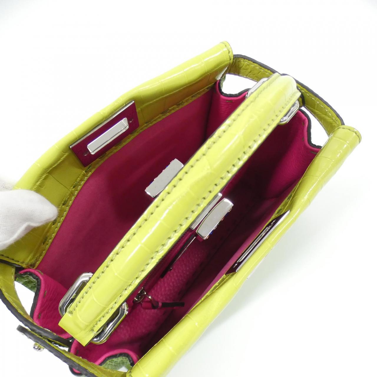 フェンディ SELLERIA ピーカブー ミニ 8BN244 AEW7 バッグ