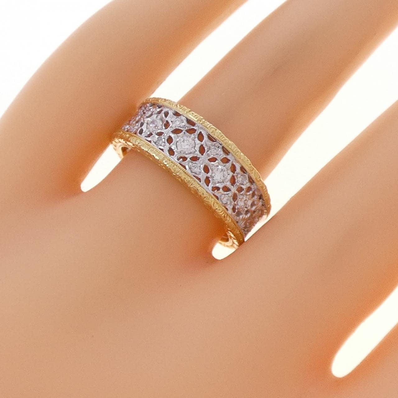 750WG/750YG ダイヤモンド リング 0.20CT