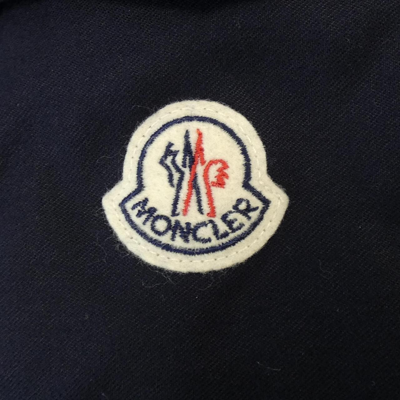 モンクレール MONCLER ダウンジャケット