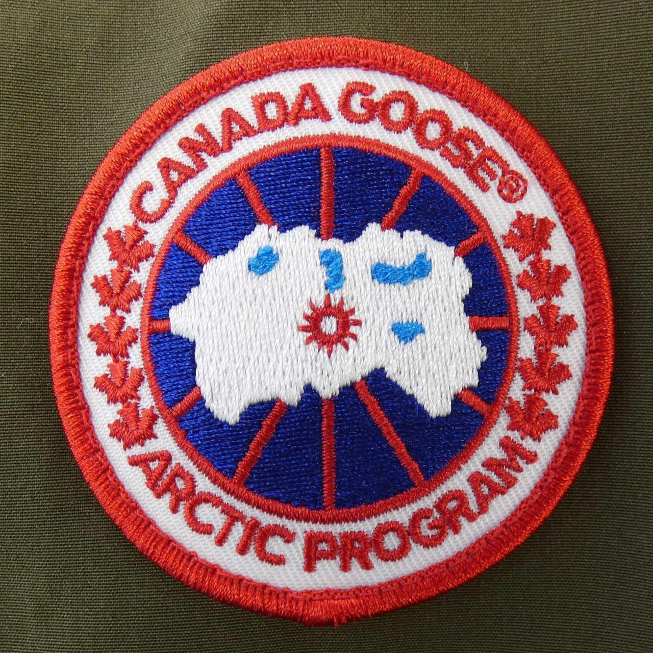 カナダグース CANADA GOOSE 5817M ダウンジャケット