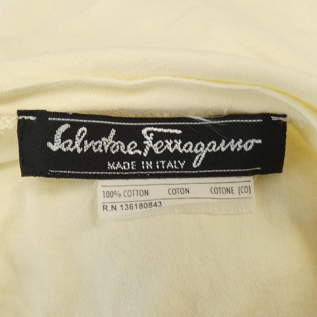 サルヴァトーレフェラガモ SALVATORE FERRAGAMO Tシャツ