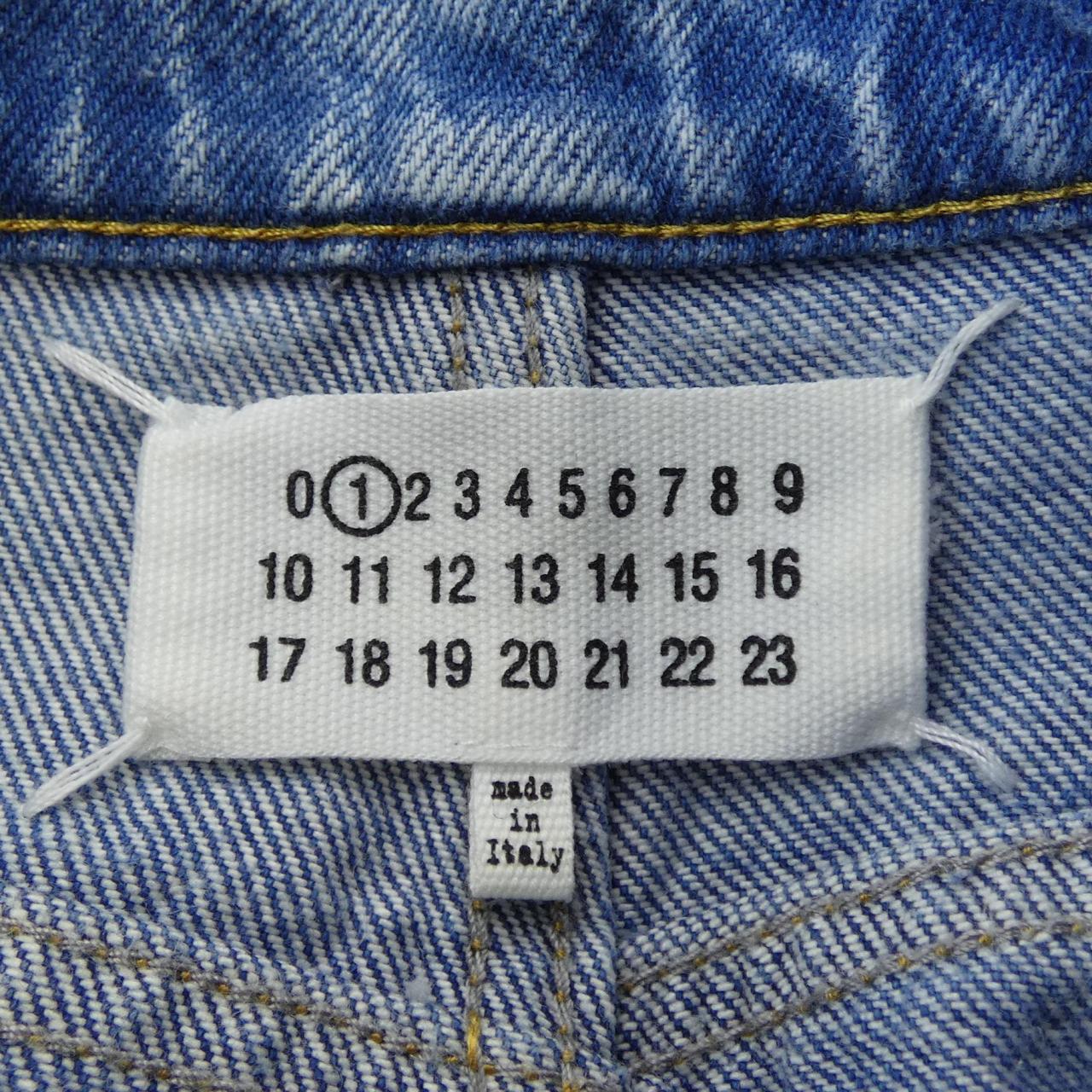 メゾンマルジェラ Maison Margiela スラッシュディテール S51LA0051 ジーンズ