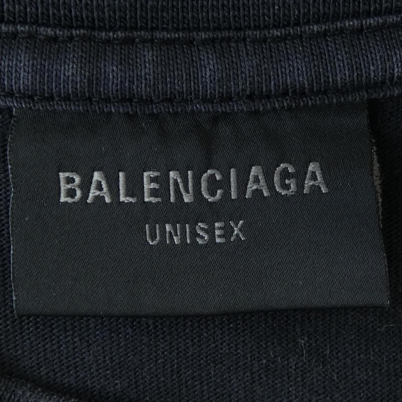 バレンシアガ BALENCIAGA TAPE TYPE Tシャツ ミディアムフィット 739784 TOVA9 UNISEX Tシャツ