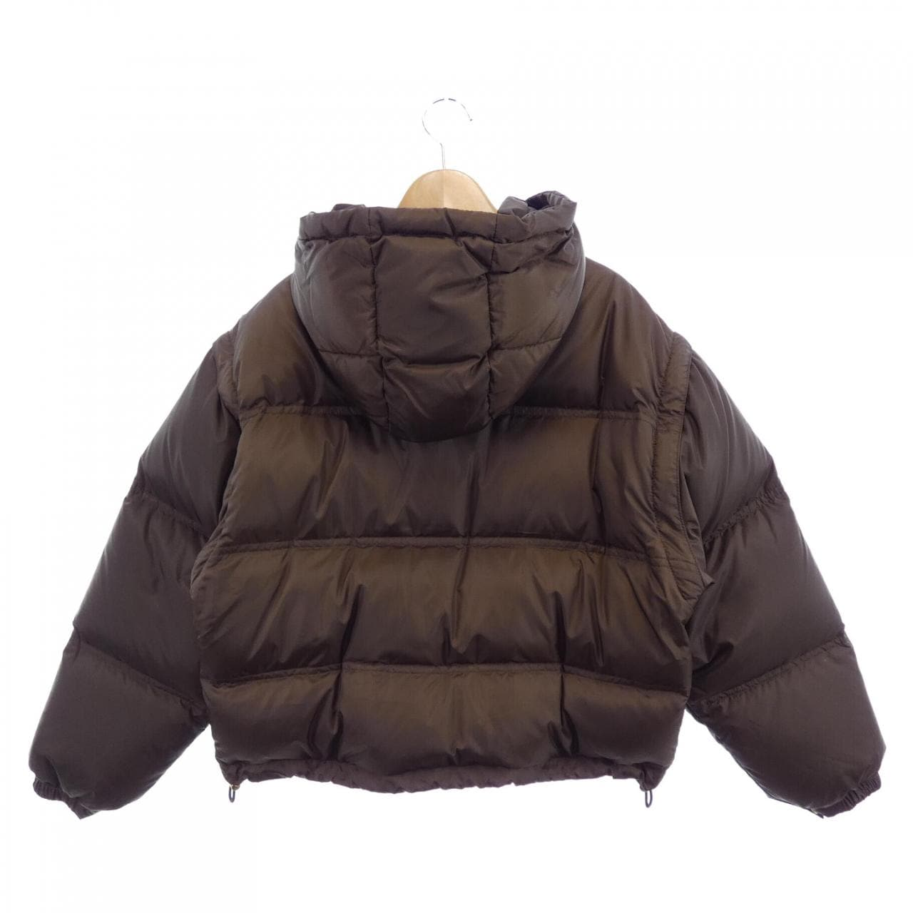 セリーヌ CELINE トリオンフ　2WAY 2W661901V ダウンジャケット