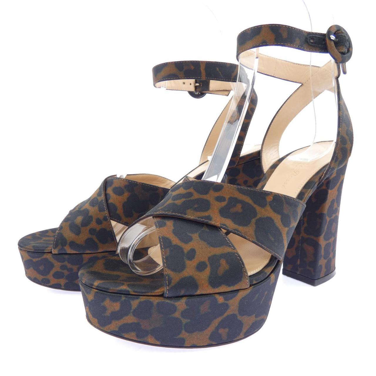 ジャンヴィトロッシ GIANVITO ROSSI サンダル