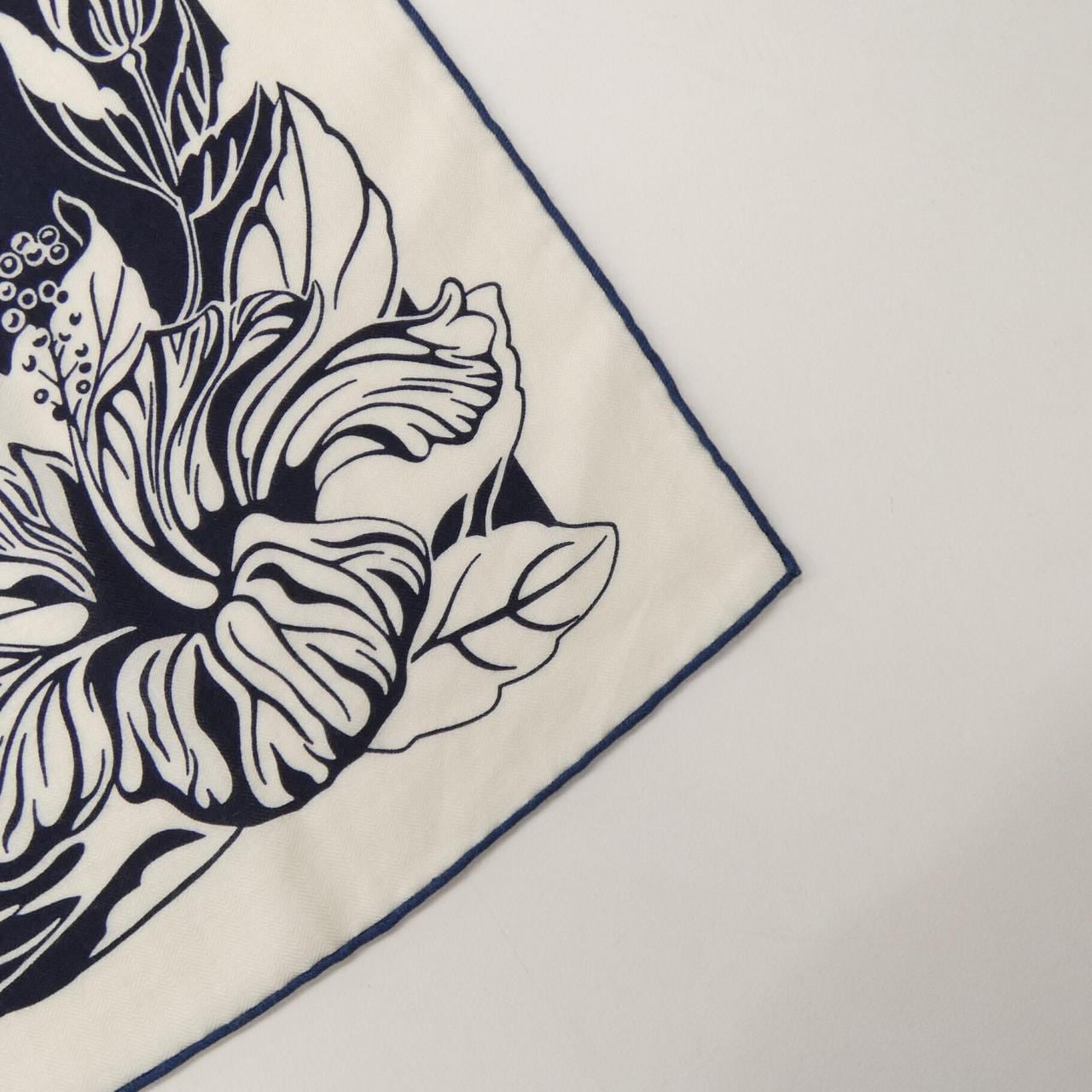 エルメス HERMES FLAMINGO PARTY H242898S カレジェアン140 ショール