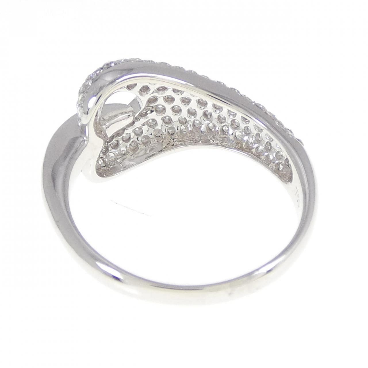 750WG Diamond ring 0.68CT