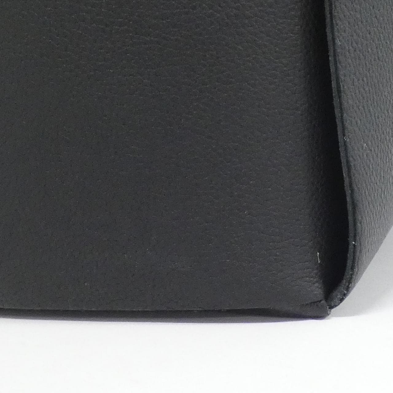 ボッテガヴェネタ 609175 VCP11 バッグ