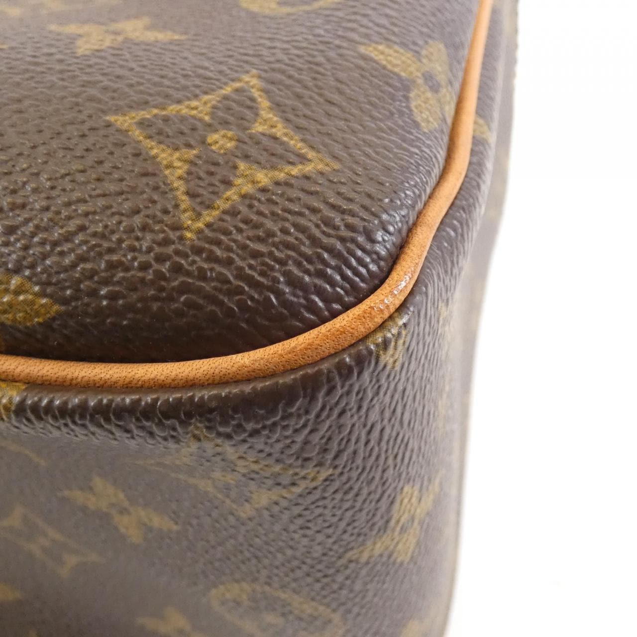 LOUIS VUITTON Monogram City M51181 单肩包