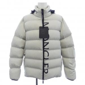 モンクレール MONCLER ダウンジャケット