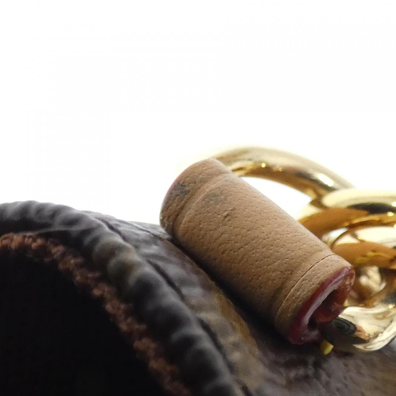 ルイヴィトン モノグラム ウォレット オン チェーン アイビー M81911 ショルダーバッグ