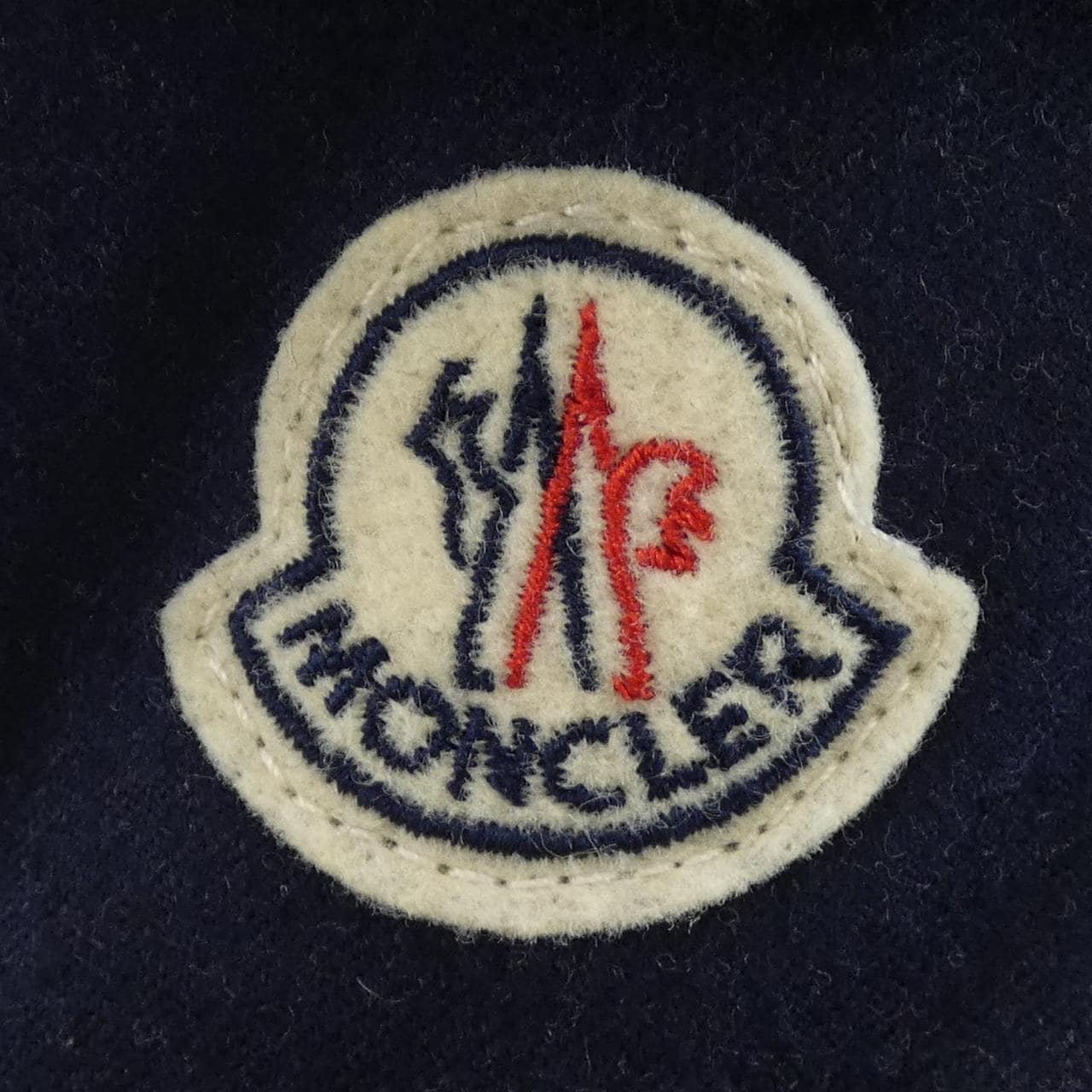 モンクレール MONCLER ダウンジャケット