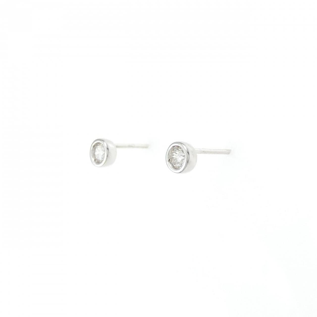 PT900 ソリティア ダイヤモンド ピアス 0.14CT