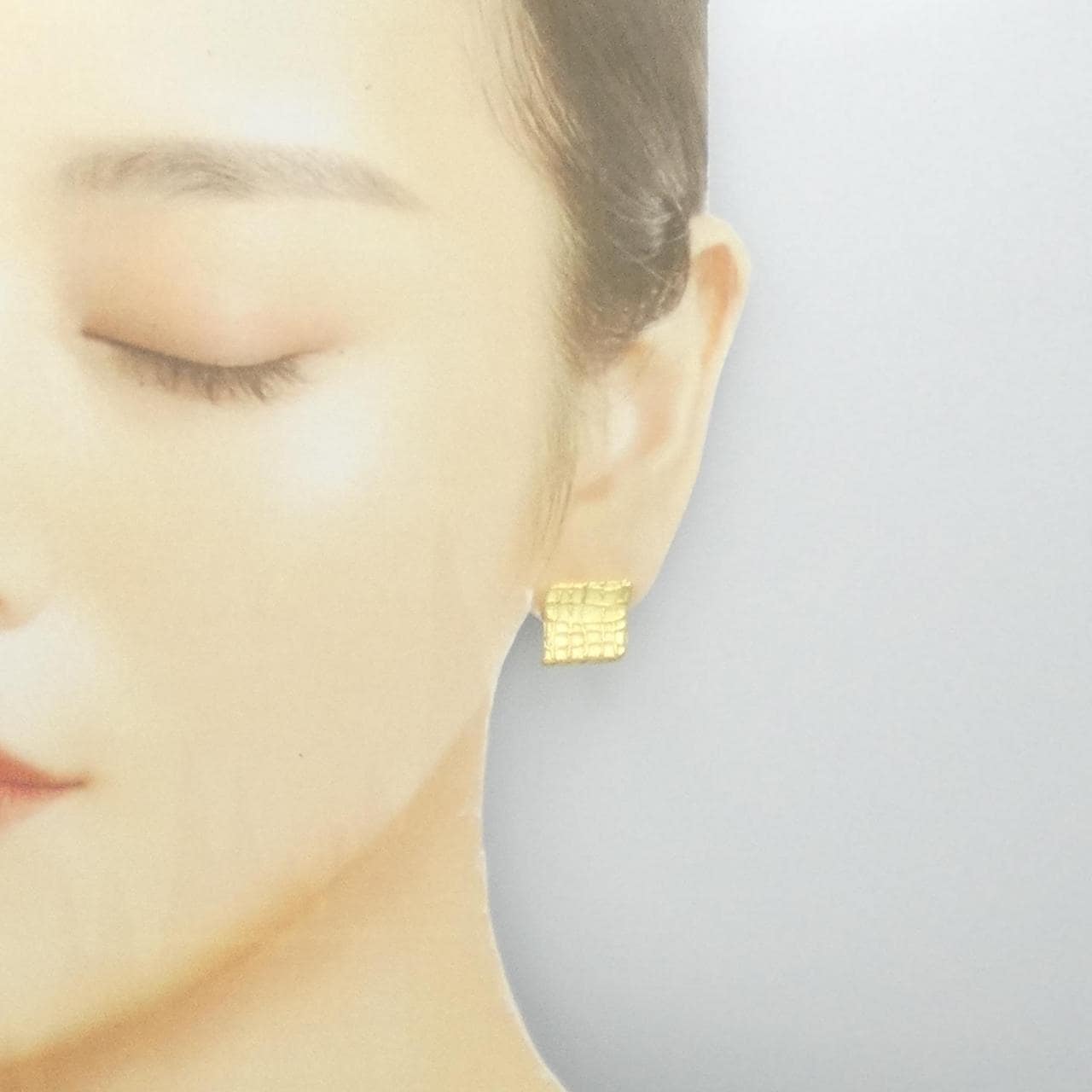 MIKIMOTO 18KTYG earrings