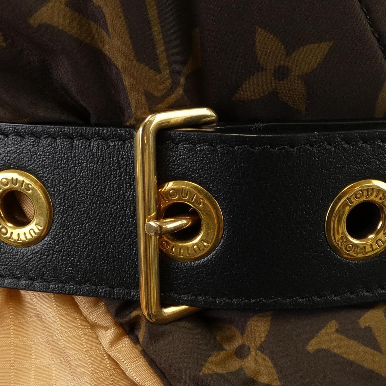 ルイヴィトン LOUIS VUITTON ショートピローパファーラップコート FNOW29E54 コート