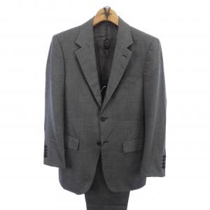 prada suit