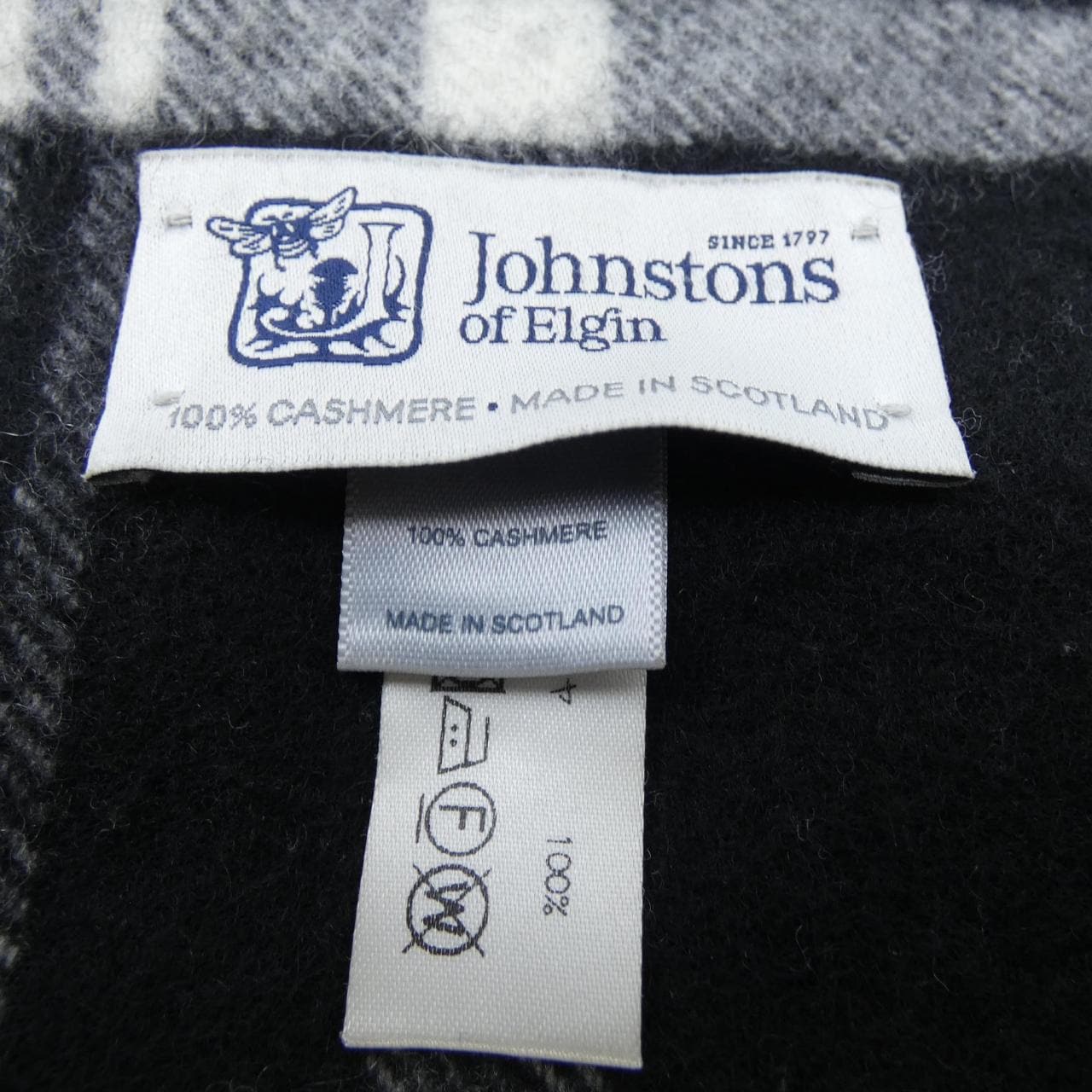 ジョンストンズ JOHNSTONS OF ELGIN MUFFLER