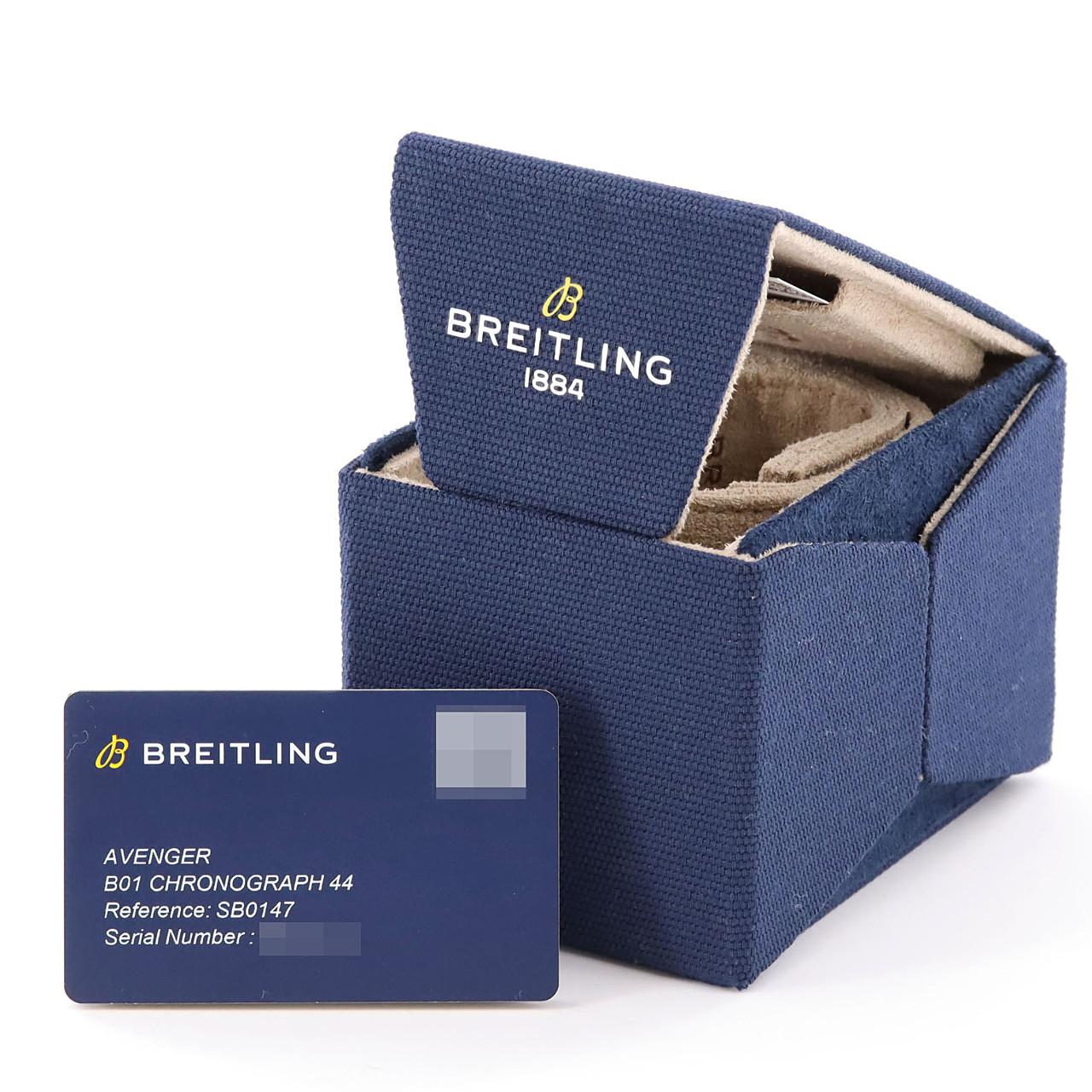 ブライトリング アベンジャーB01クロノグラフ44ナイトミッション SB0147/SB0147101B1X1 セラミック 自動巻