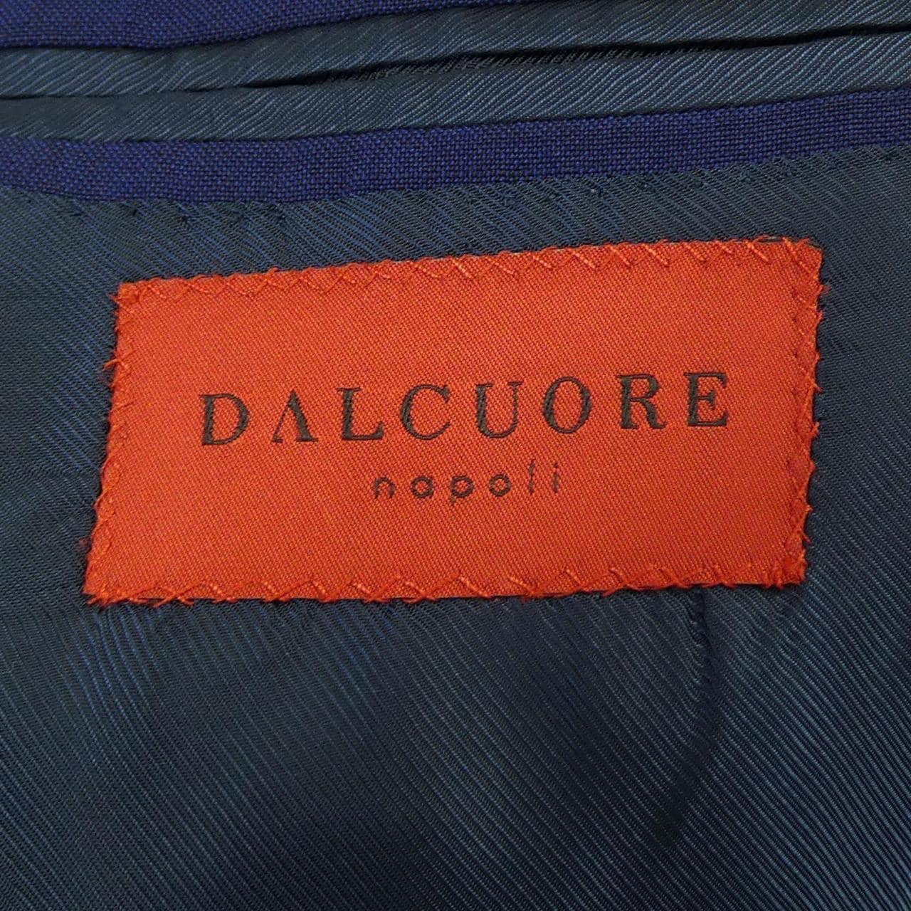 ダルクォーレ DAL CUORE スーツ