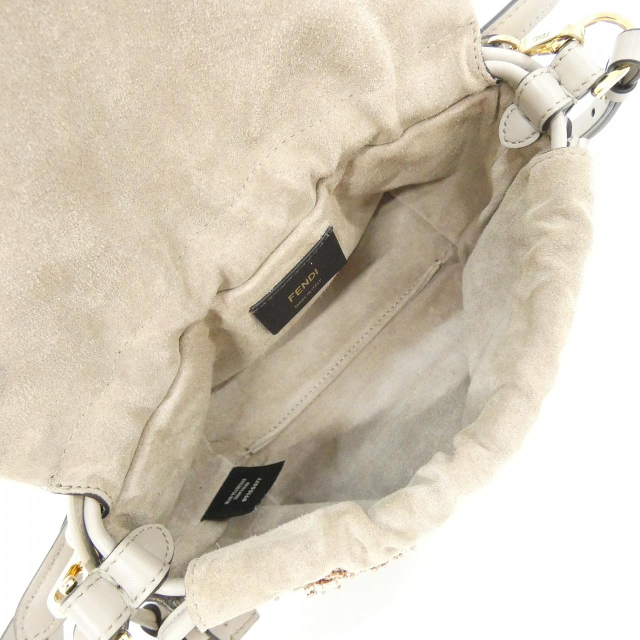 フェンディ マンマバゲットスモール 8BS105 ATY1 バッグ