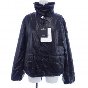 モンクレール MONCLER ダウンジャケット