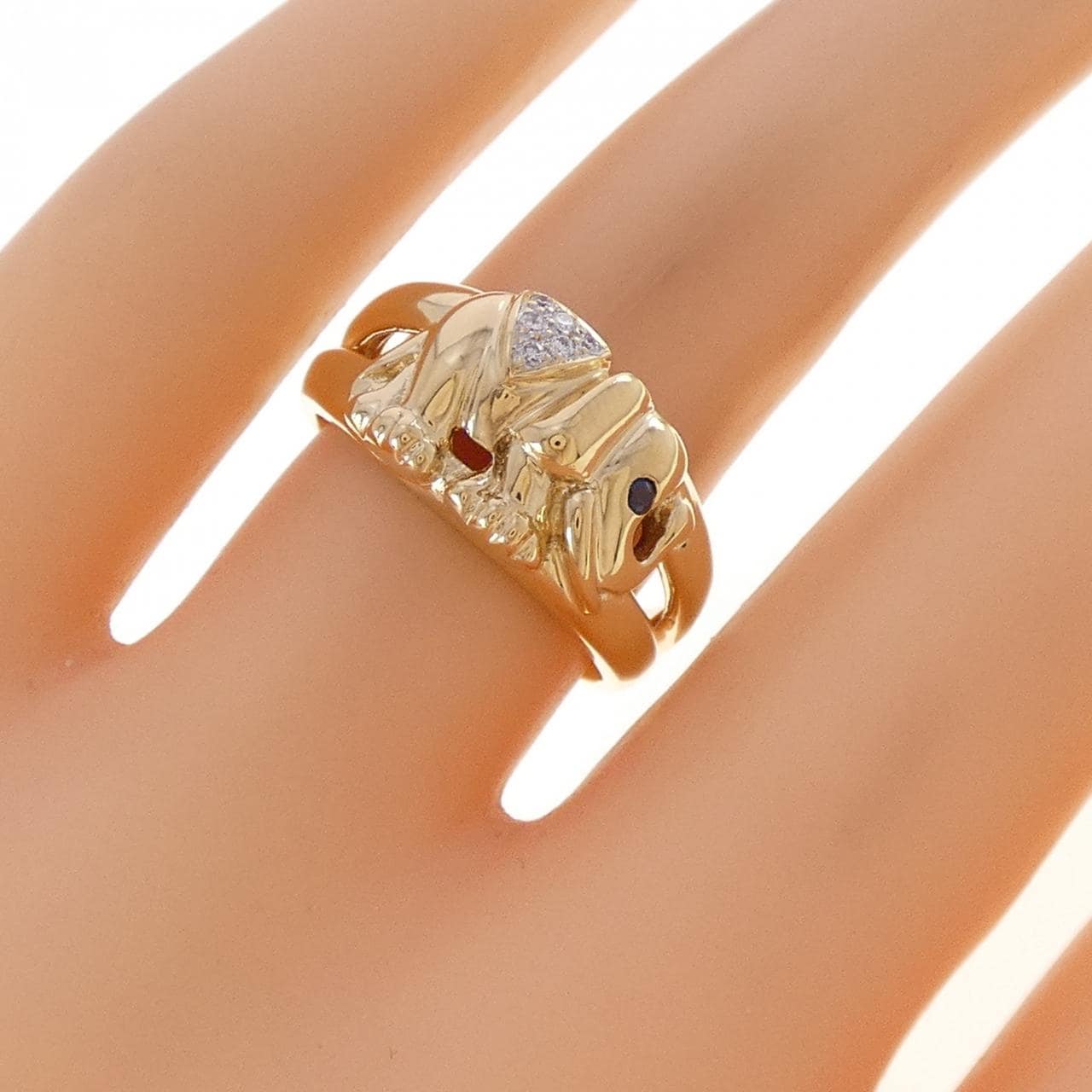 K18YG エレファント サファイヤ リング 0.02CT