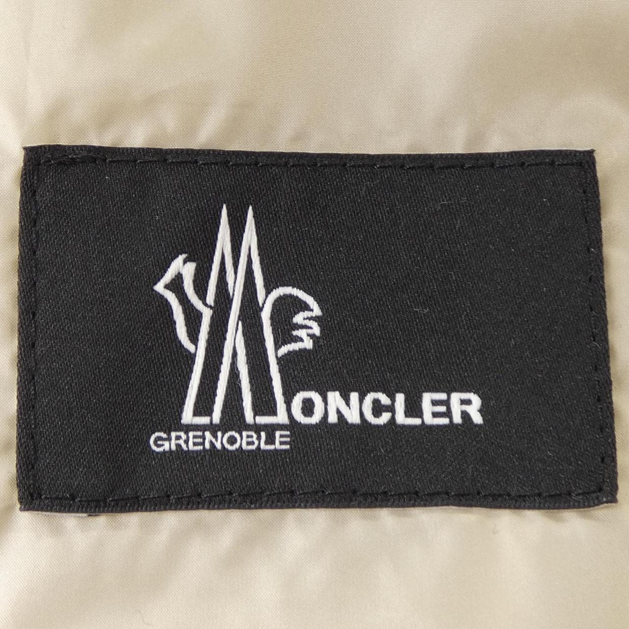 モンクレールグルノーブル MONCLER GRENOBLE 20972G00022 ジャケット