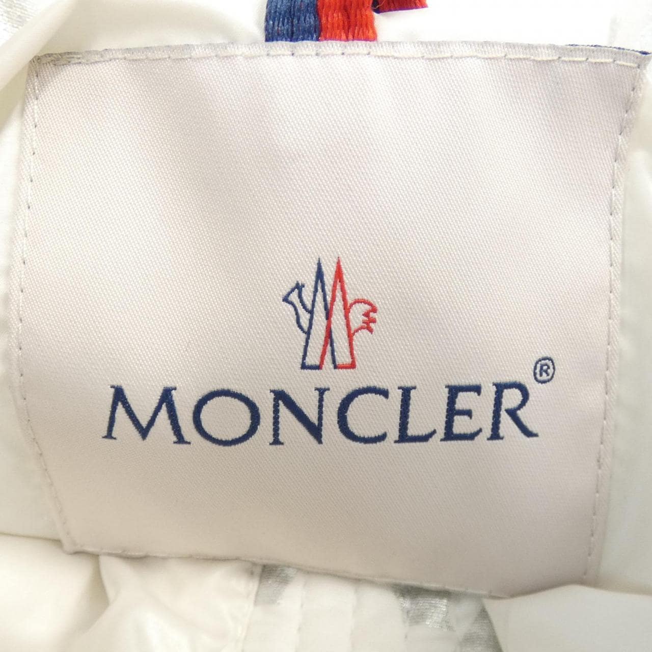 モンクレール MONCLER BOURNE ダウンジャケット