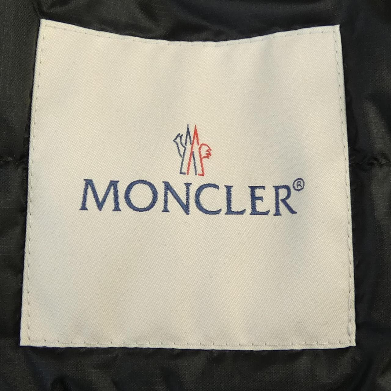モンクレール MONCLER AVOINE ダウンジャケット