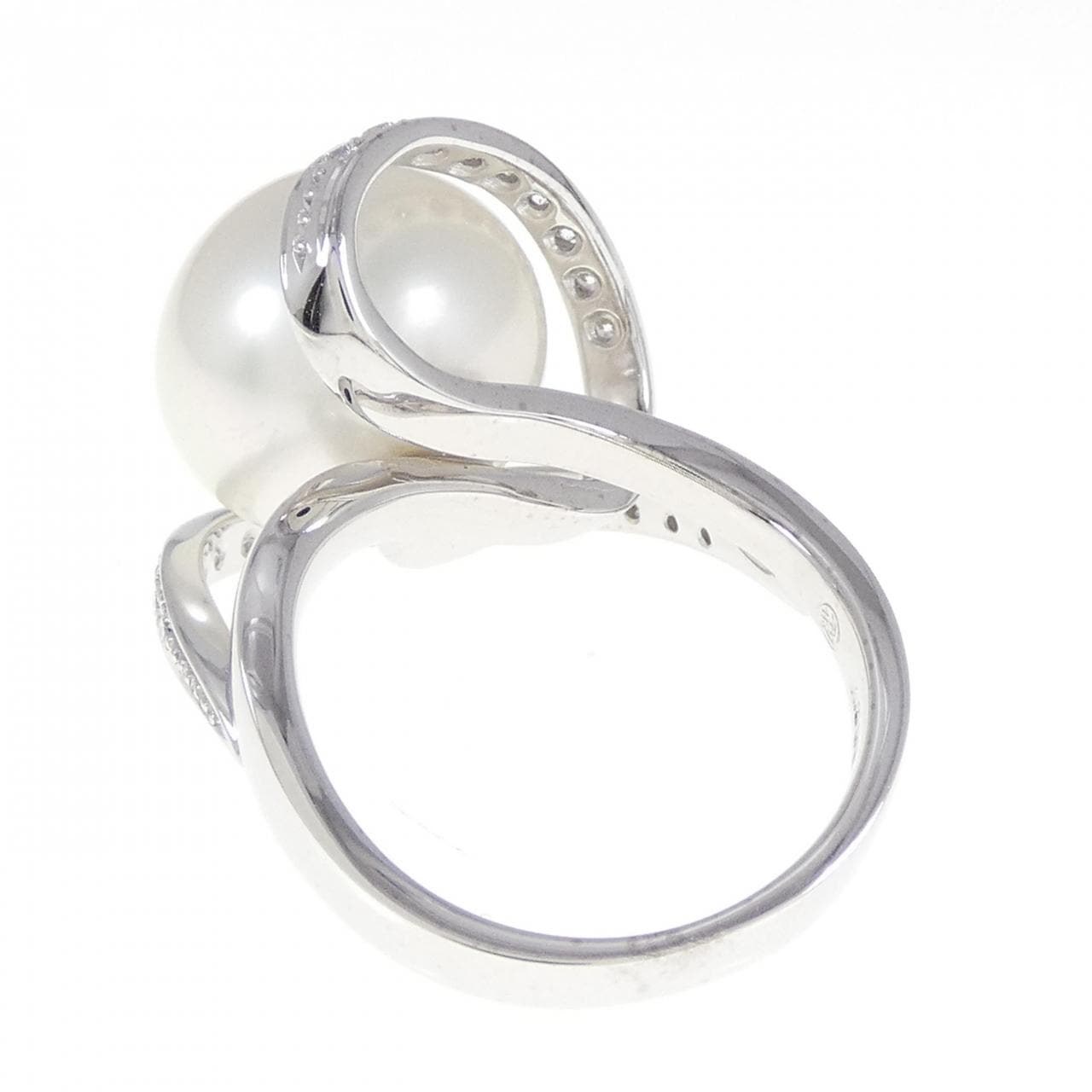 K18WG White Butterfly Pearl ring 14mm