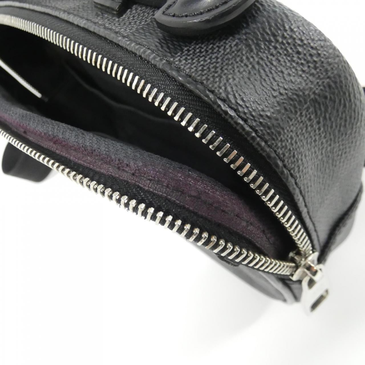 ルイヴィトン ダミエ グラフィット アンブレール N41289 ショルダーバッグ