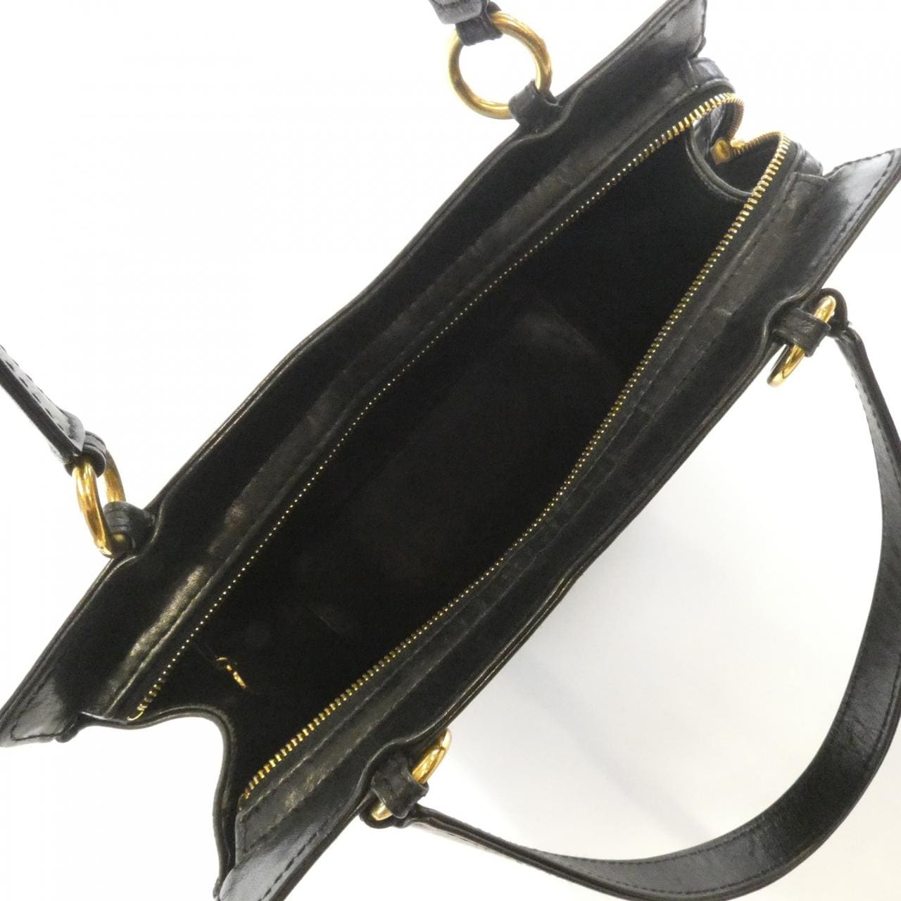 シャネル バッグ