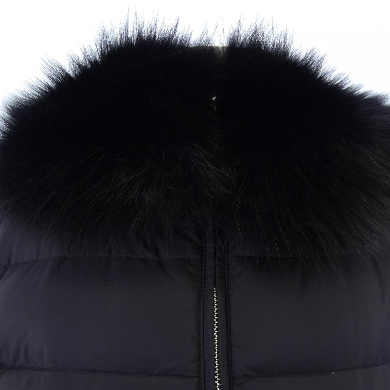 プラダ PRADA 290696 S152 Q04 ダウンコート